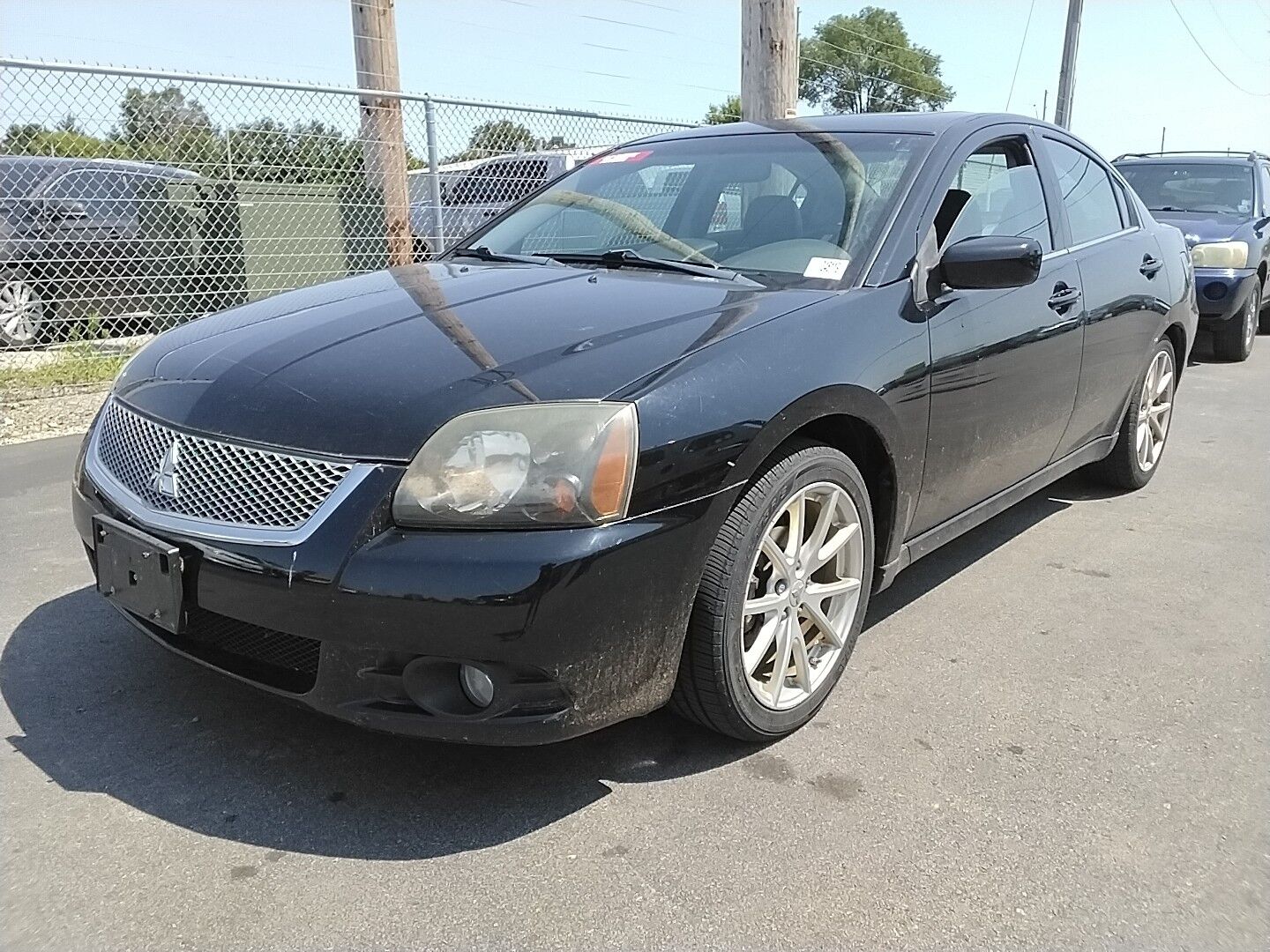 Mitsubishi Galant