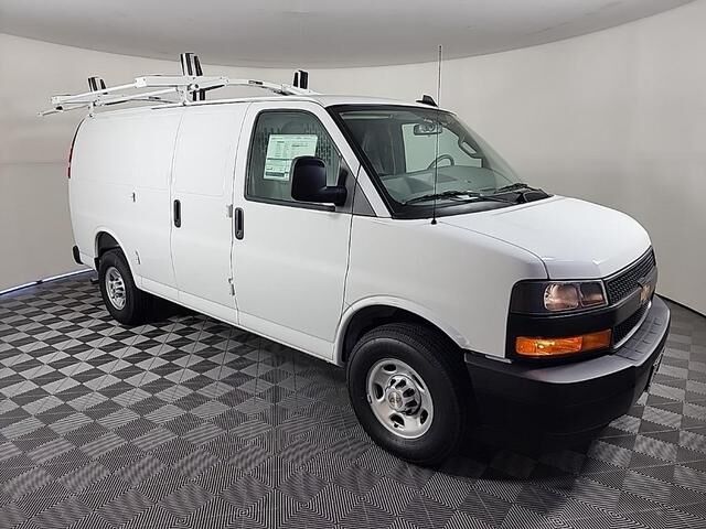 2025 CHEVROLET Express