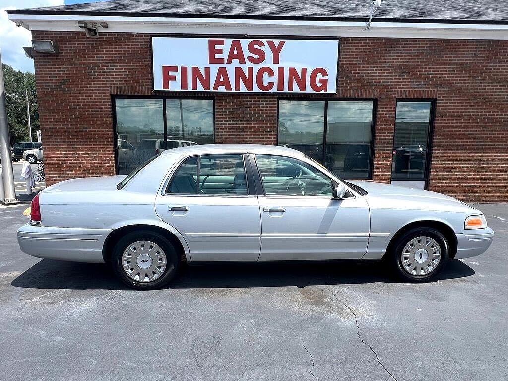 Ford Crown Victoria