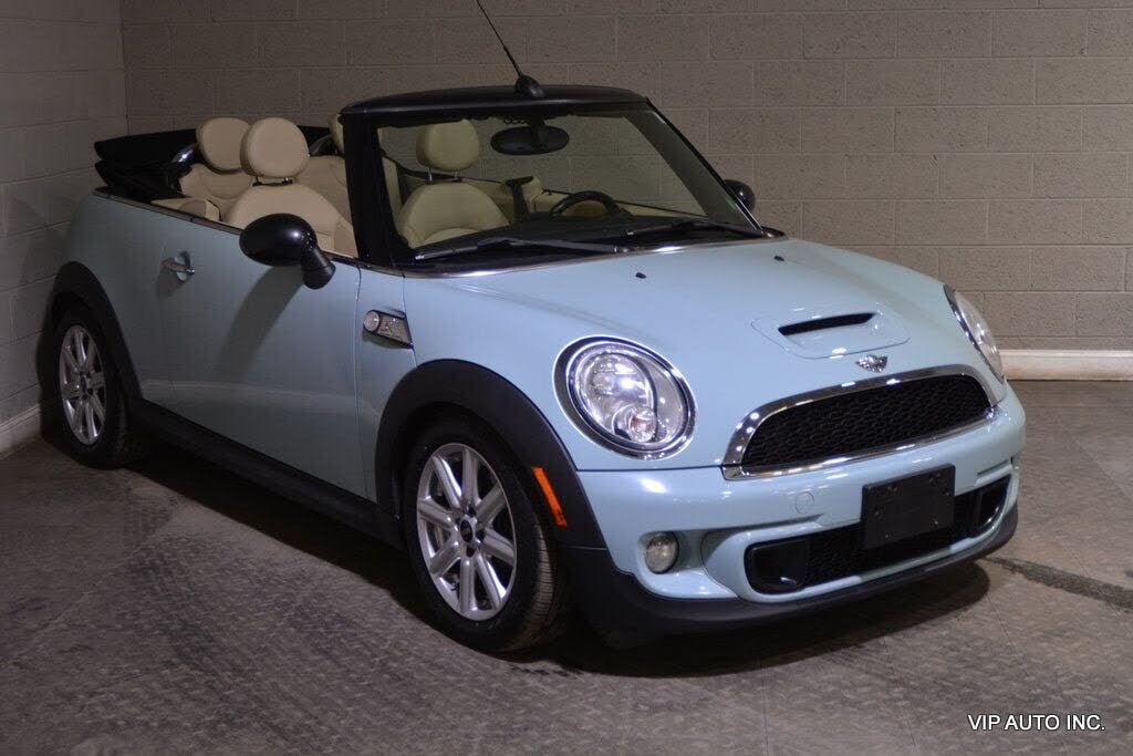 MINI Cooper Convertible