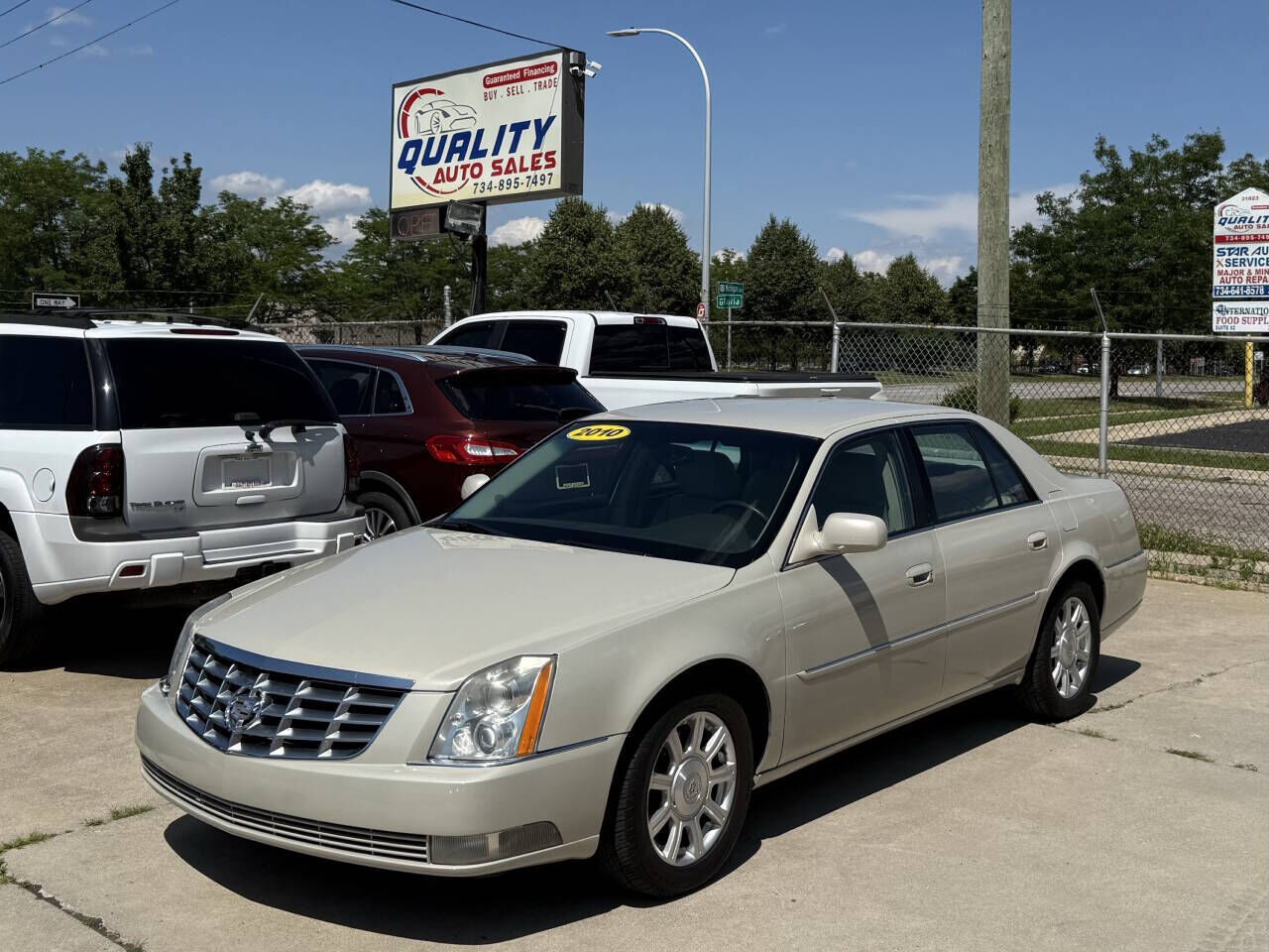 2010 CADILLAC DTS