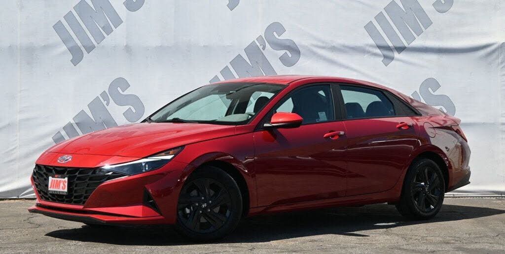 2023 HYUNDAI Elantra