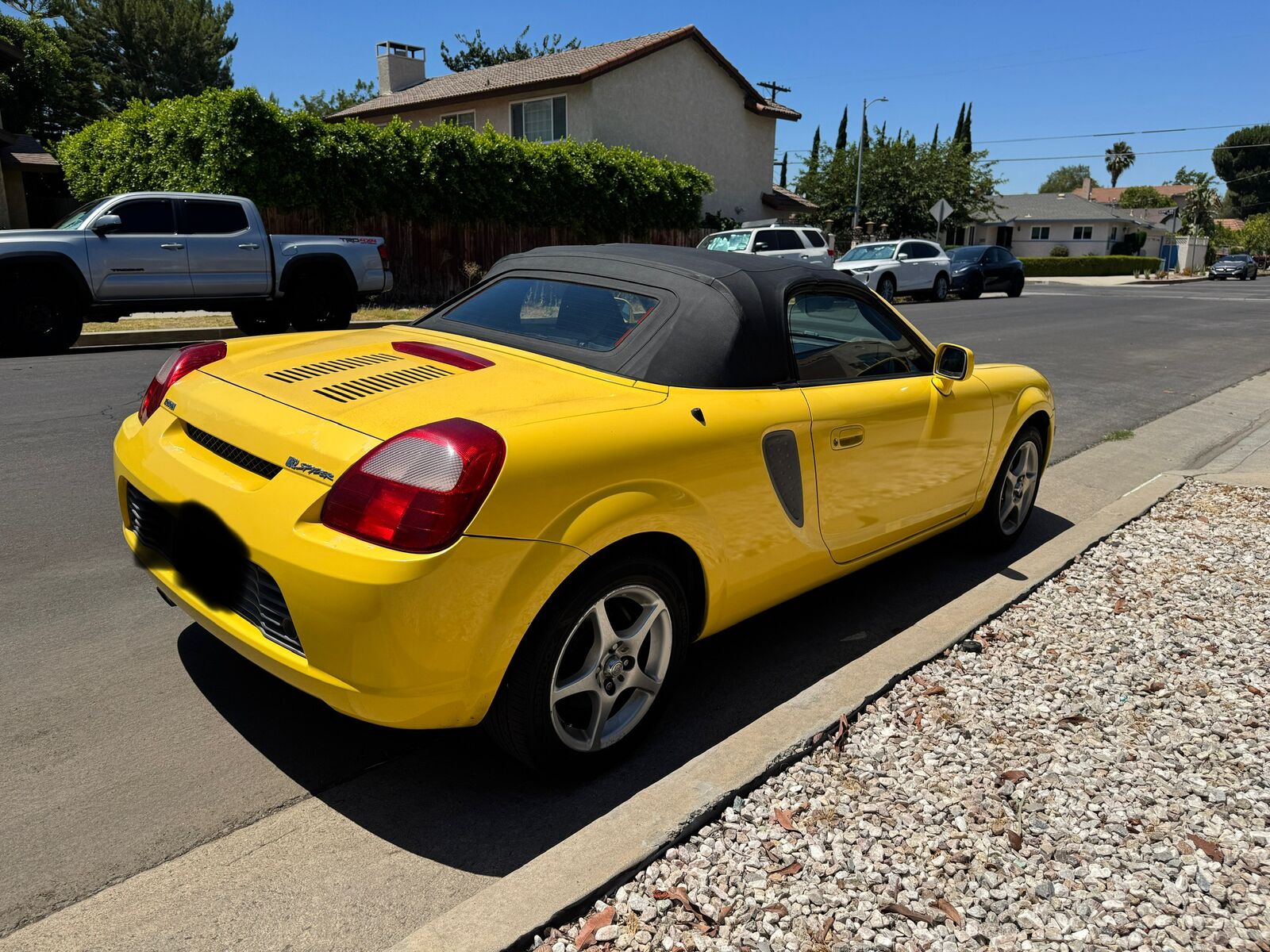 Toyota MR2