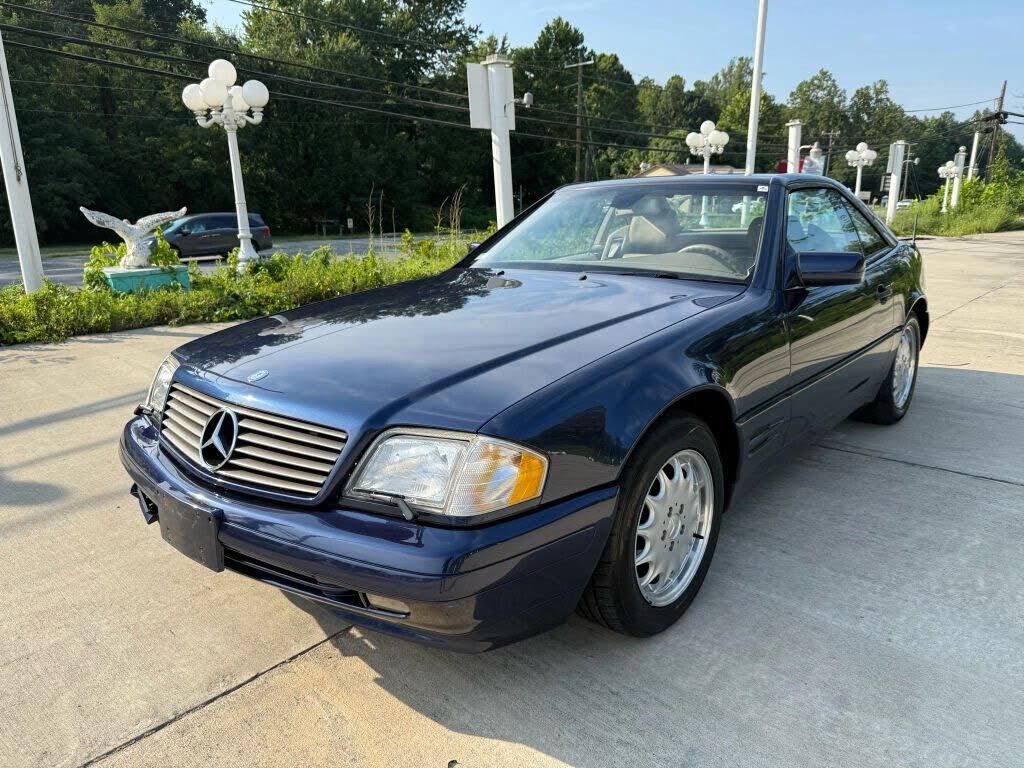Mercedes-Benz SL-Class
