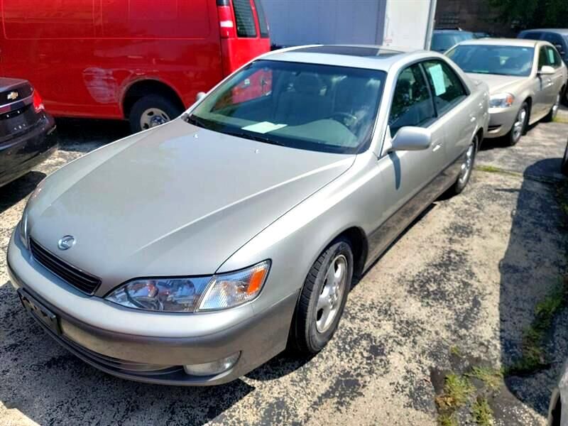 Lexus ES