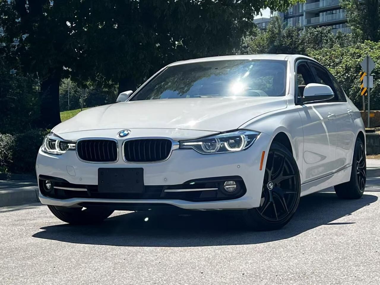 BMW 330i