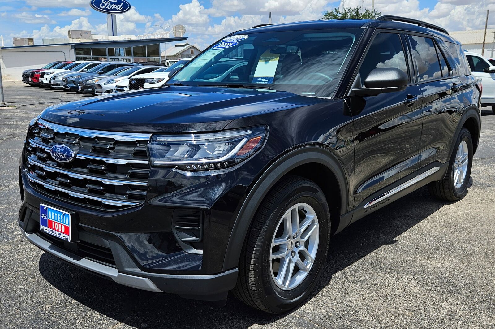 2025 FORD Explorer