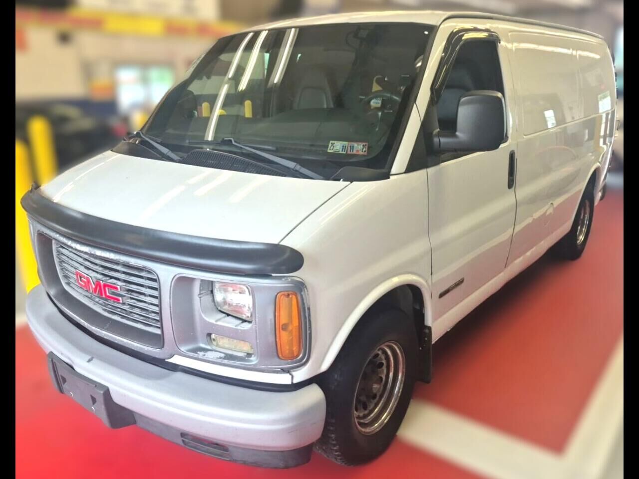 GMC Savana