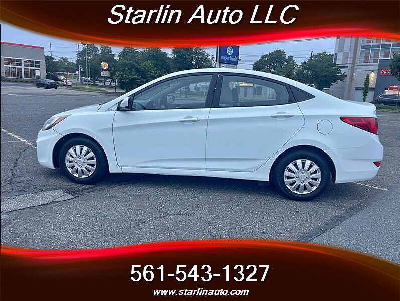 2015 HYUNDAI Accent