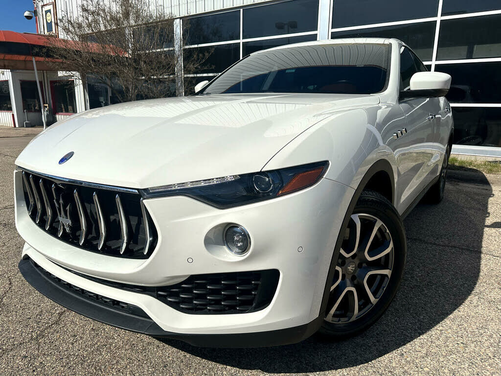 2017 MASERATI Levante
