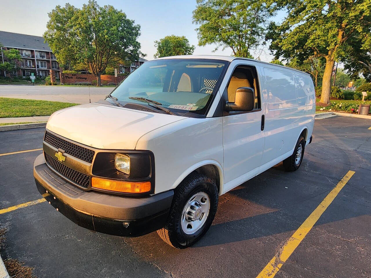 2013 CHEVROLET Express