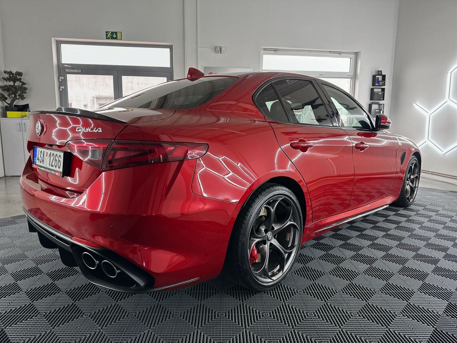 Alfa Romeo Giulia (952)