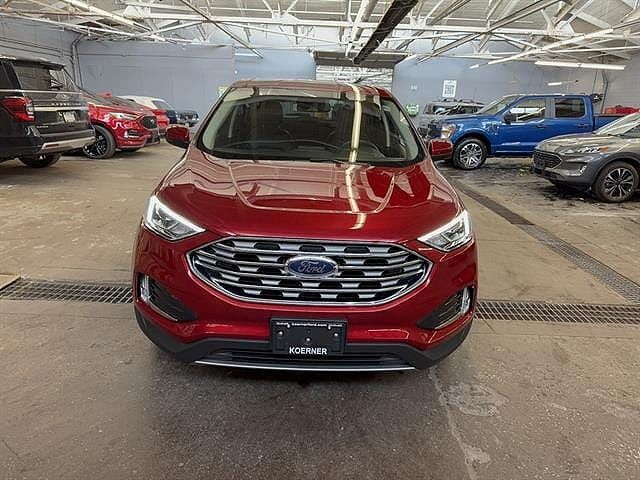 2022 FORD Edge