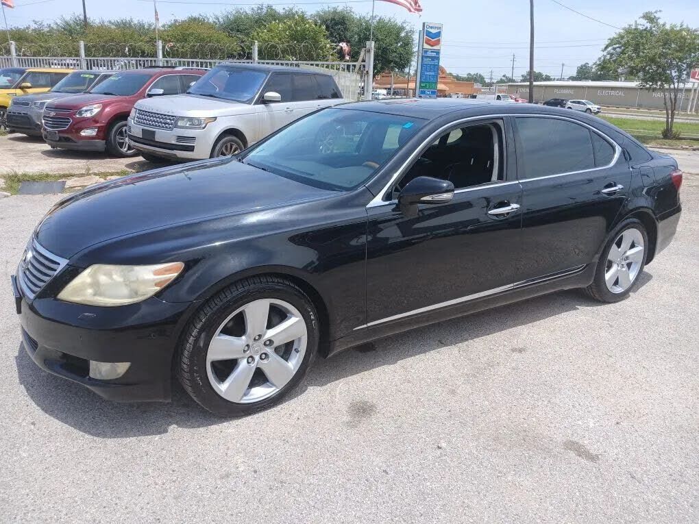 Lexus LS