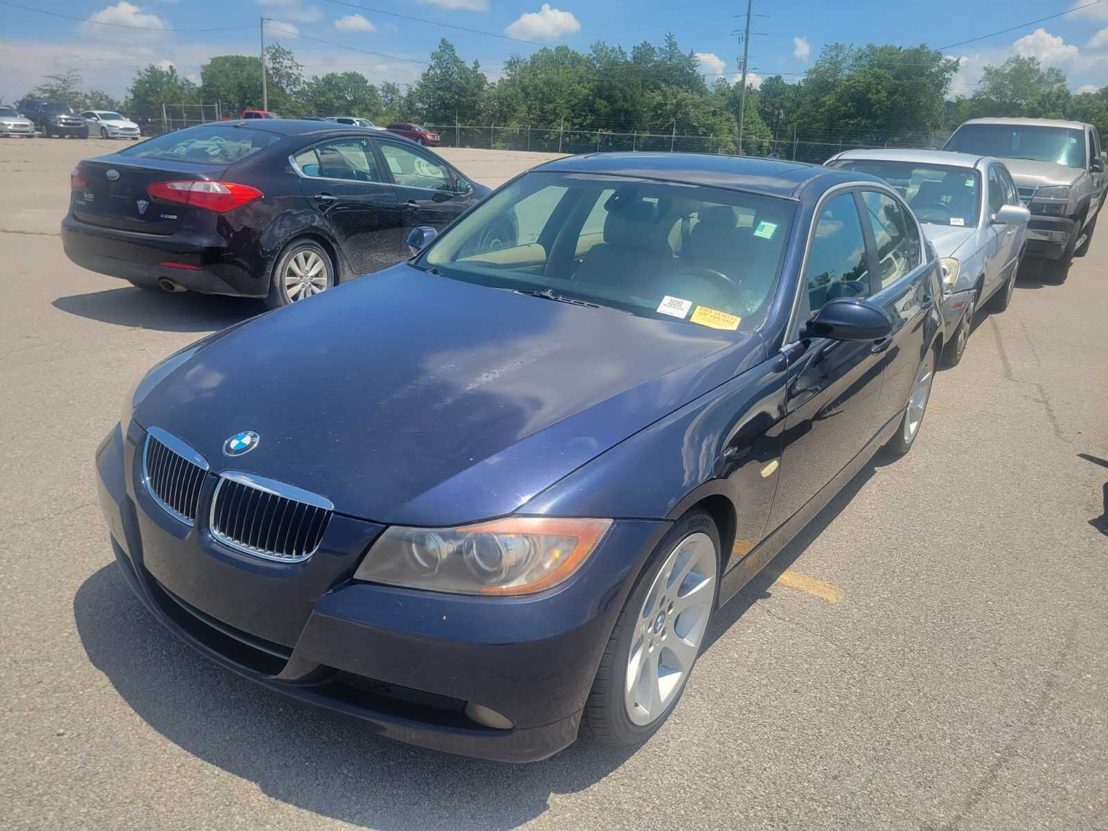 BMW 330i