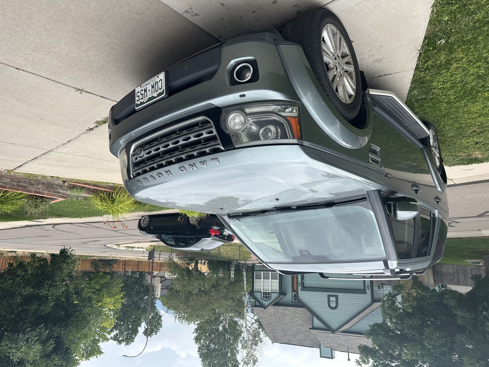 Land Rover LR4