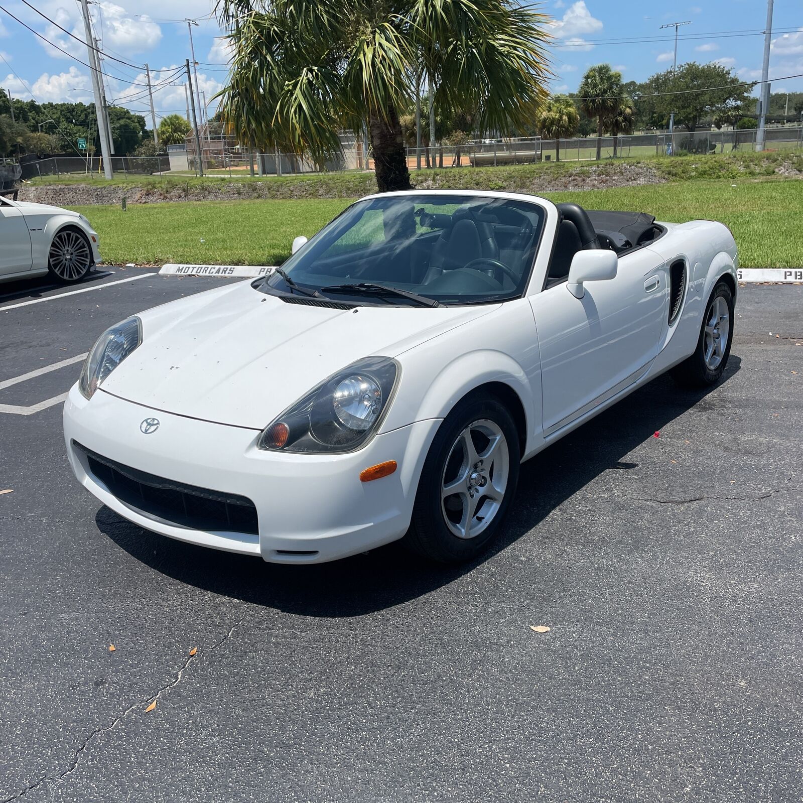 Toyota MR2