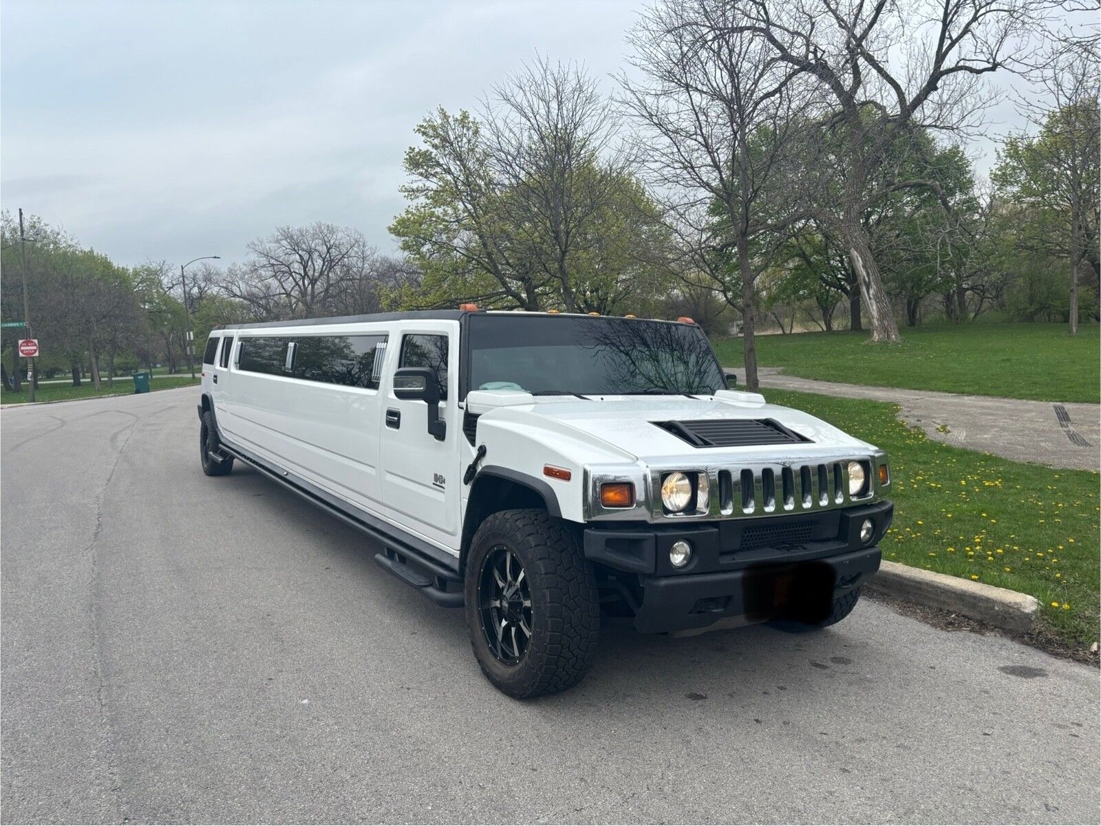 HUMMER H2