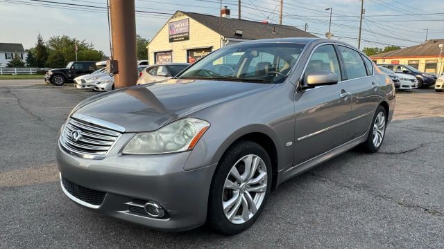 Infiniti M35