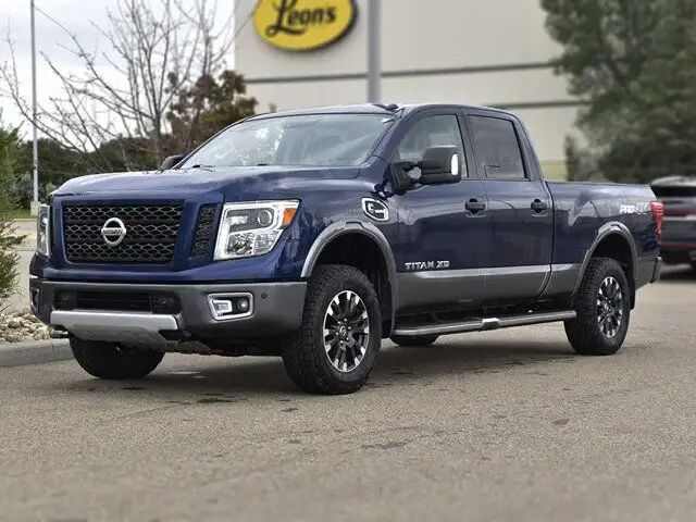 Nissan Titan