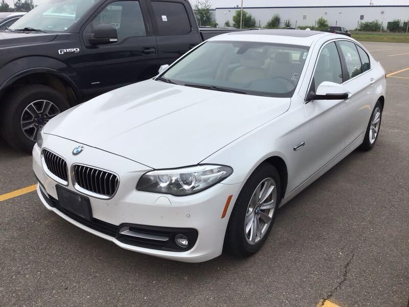 BMW 528i
