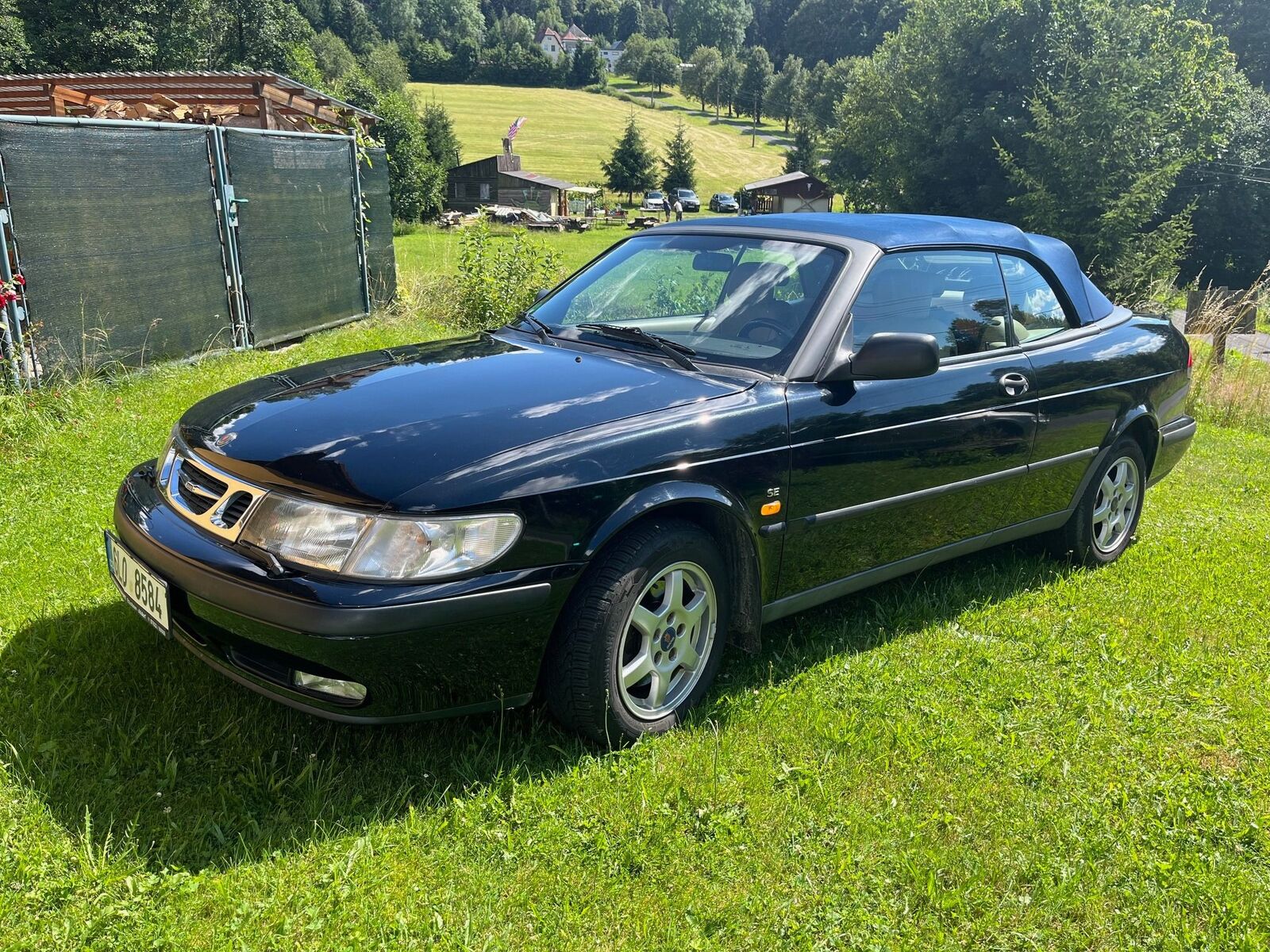 Saab 900