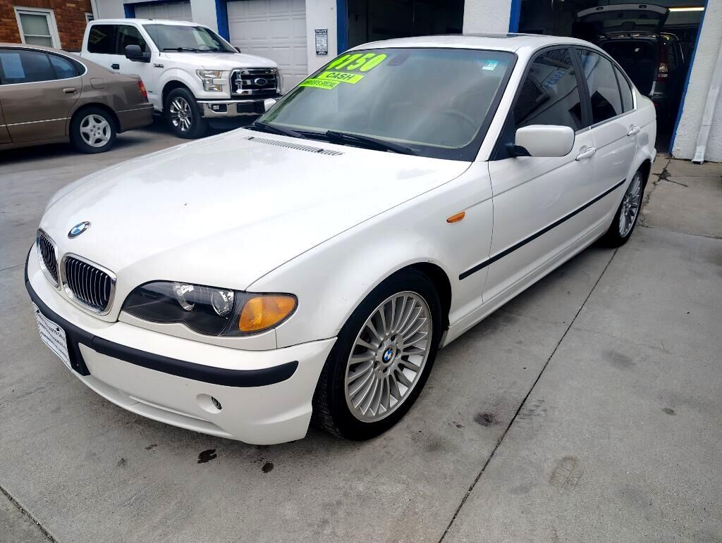 BMW 330i