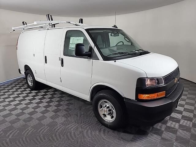 2025 CHEVROLET Express