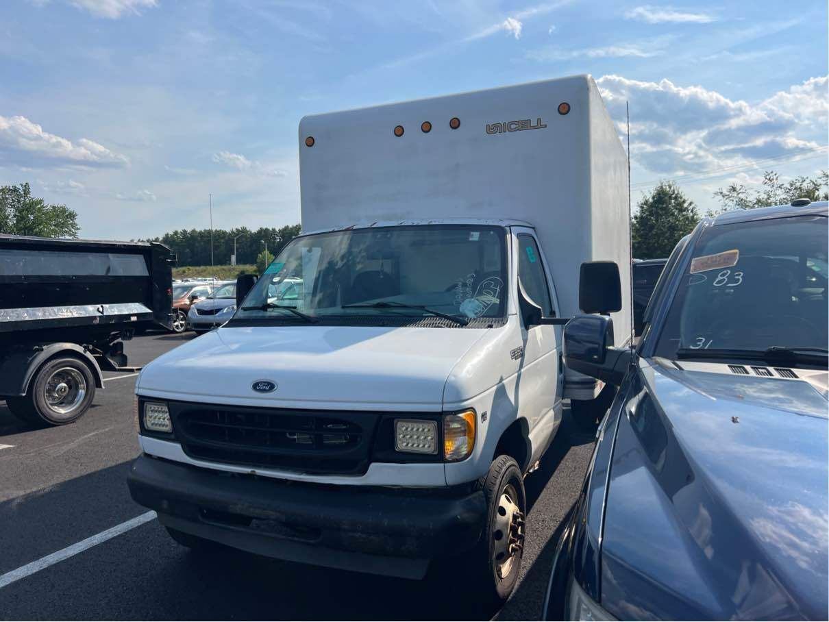 Ford E-350