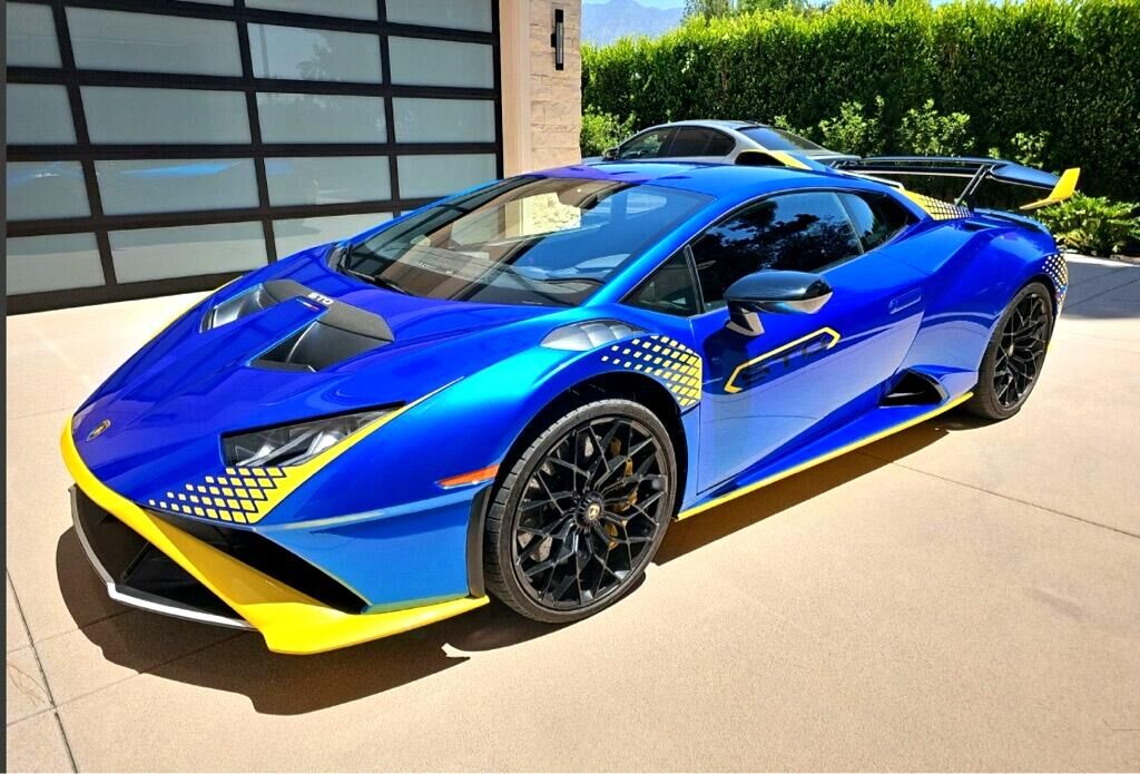 2022 LAMBORGHINI Huracan STO