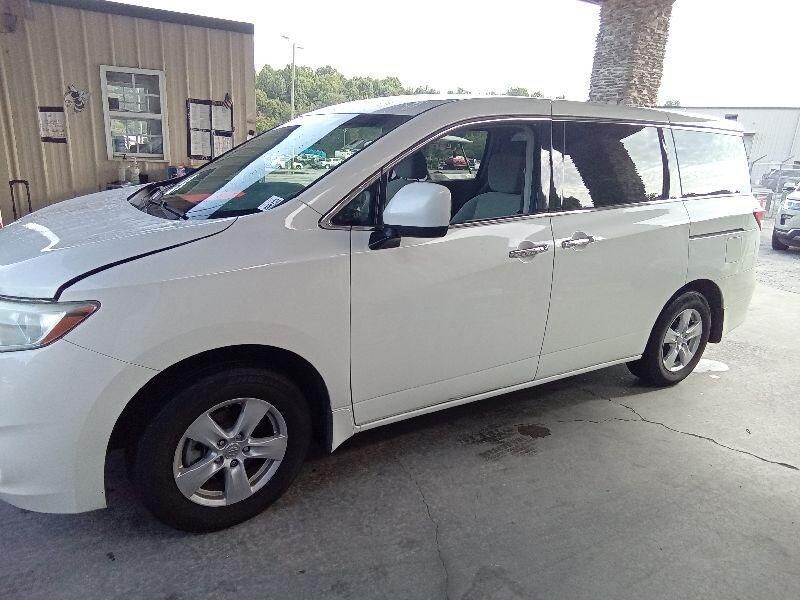 Nissan Quest
