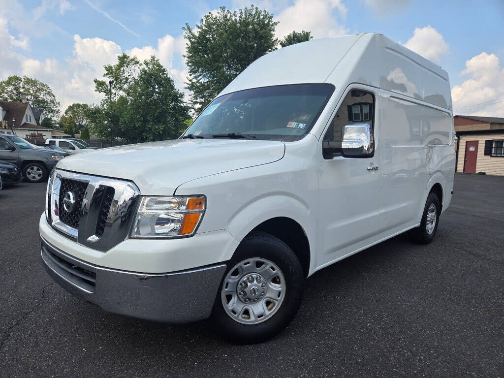 Nissan NV