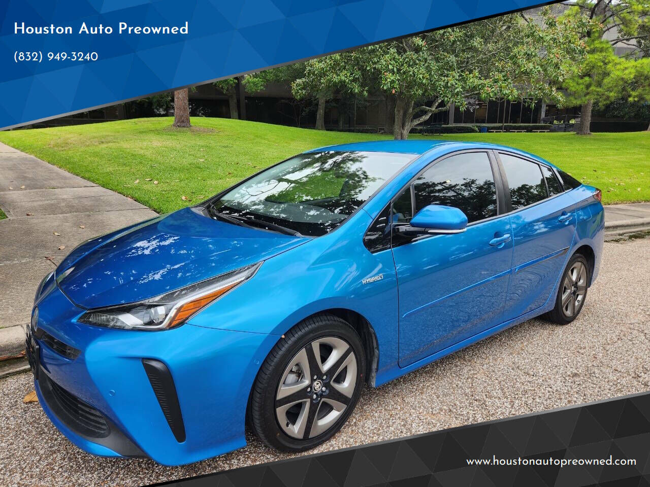 2019 TOYOTA PRIUS