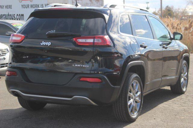 2018 JEEP Cherokee