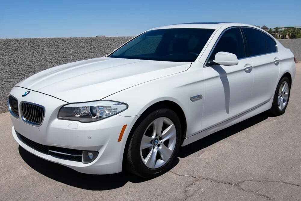 BMW 528i
