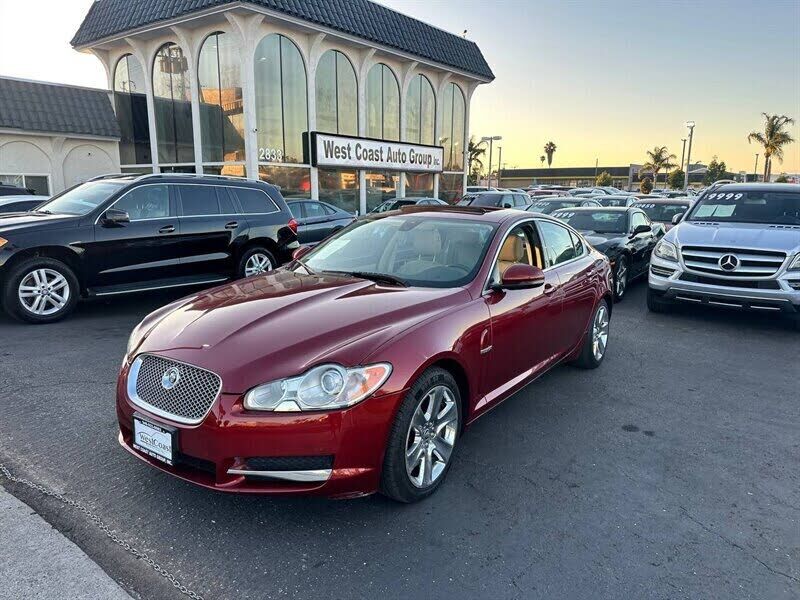 Jaguar XF