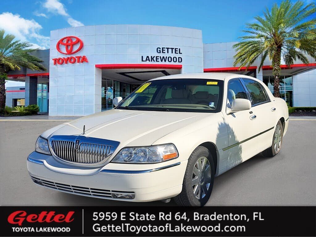 Lincoln Town Car