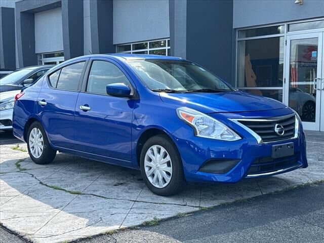 2016 NISSAN Versa