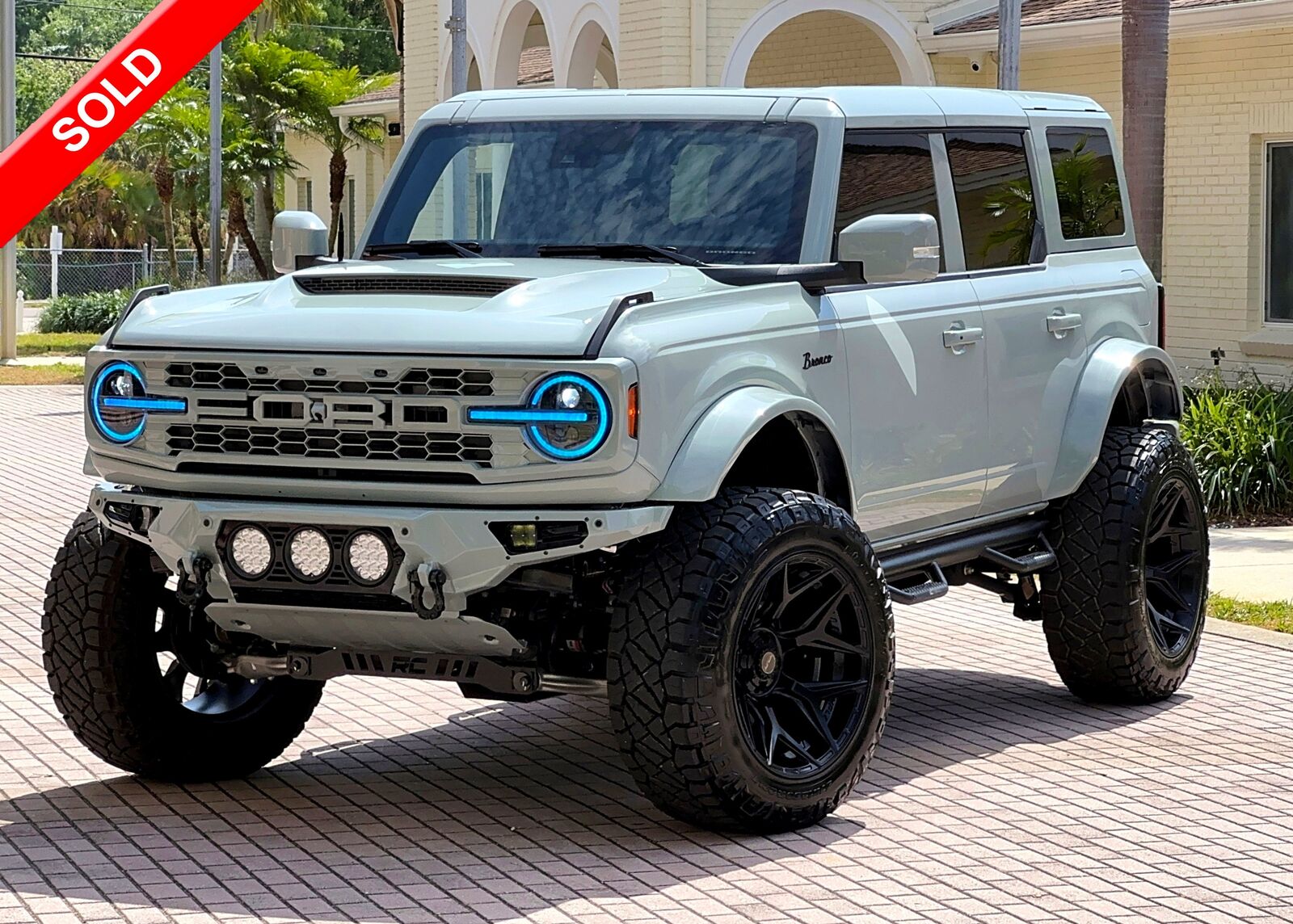 2024 FORD Bronco