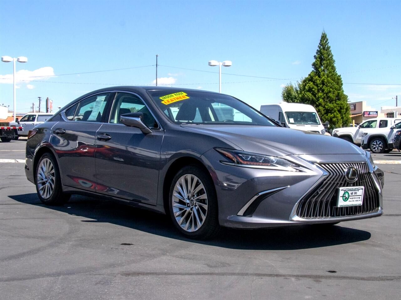 2019 LEXUS ES