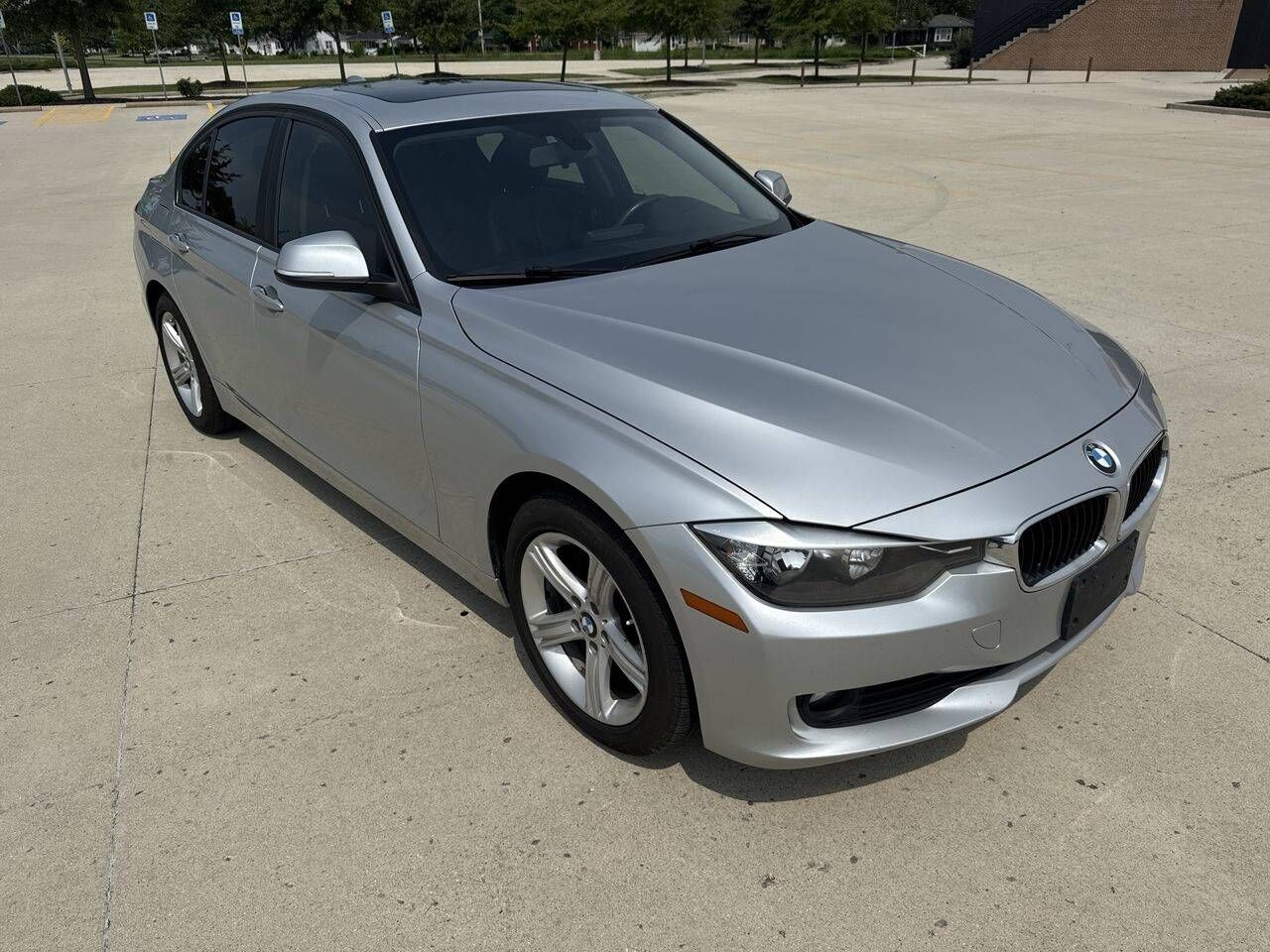 BMW 320i