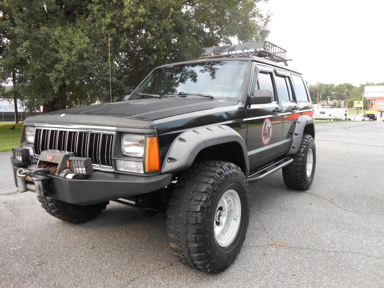 Jeep Cherokee