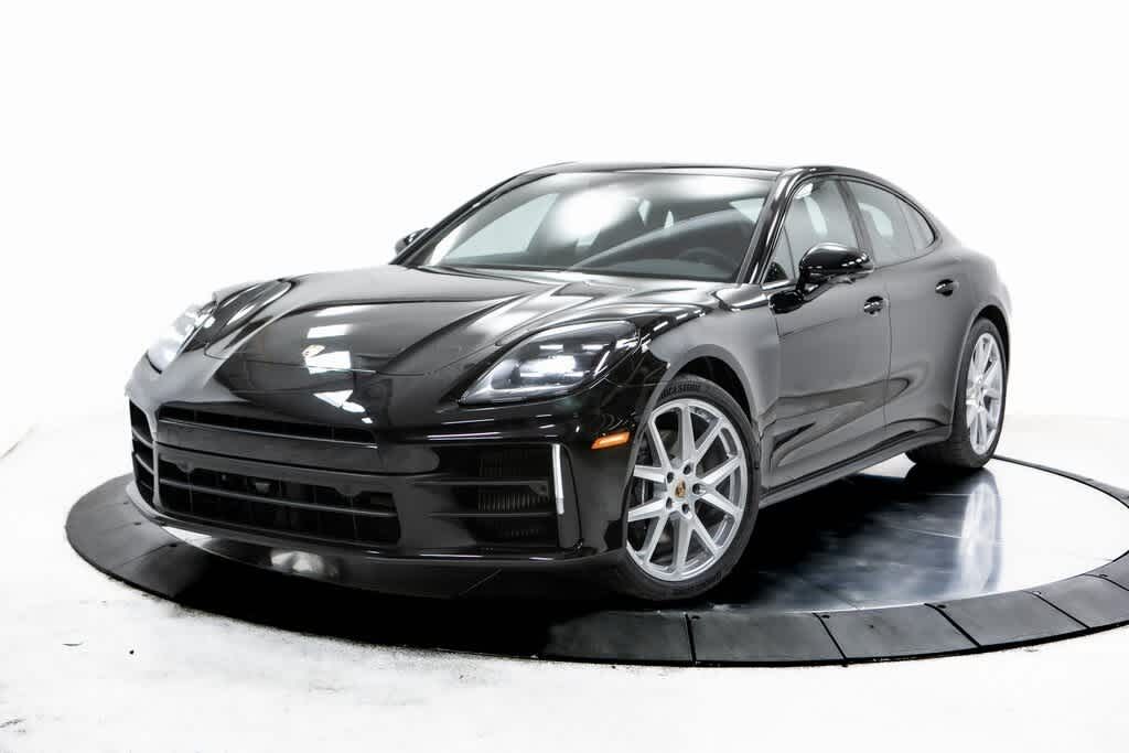 2025 PORSCHE Panamera