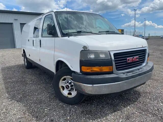 GMC Savana