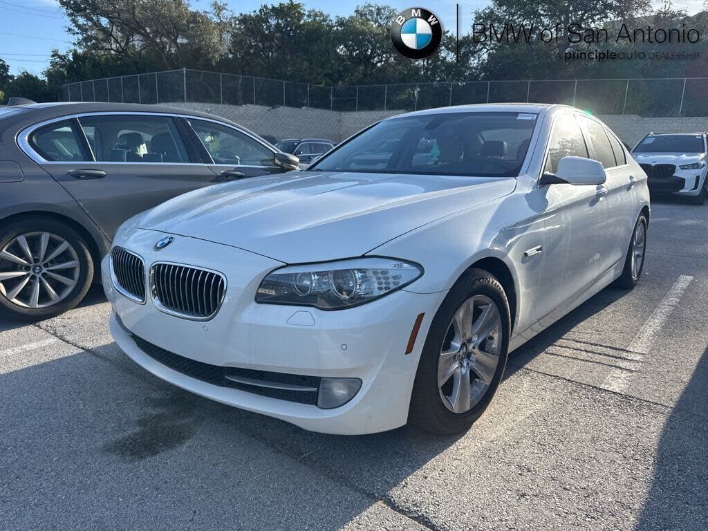 BMW 528i