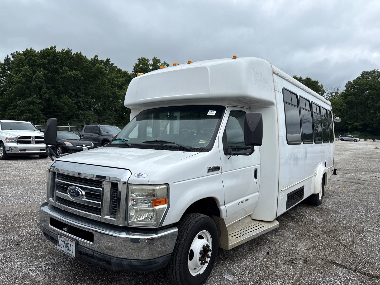 Ford E-450