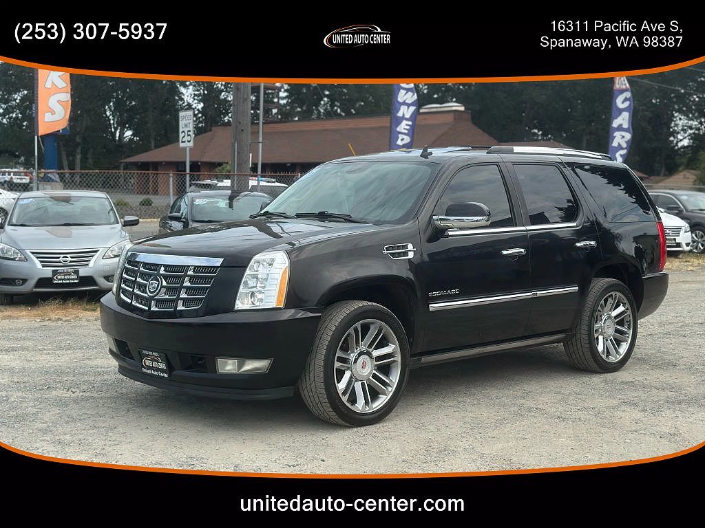 2010 CADILLAC Escalade