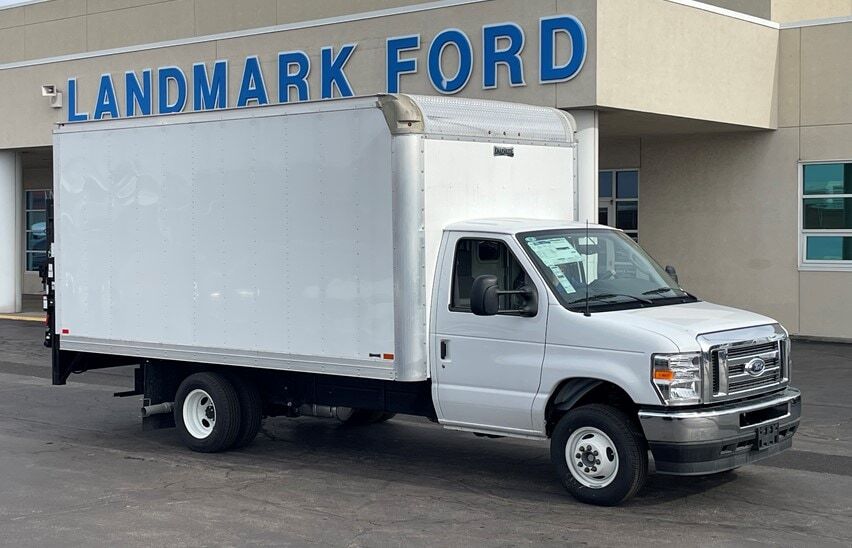 2024 FORD E-350