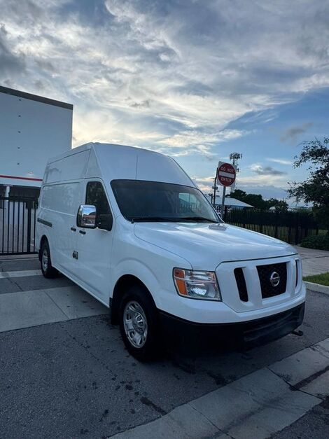 2015 NISSAN NV