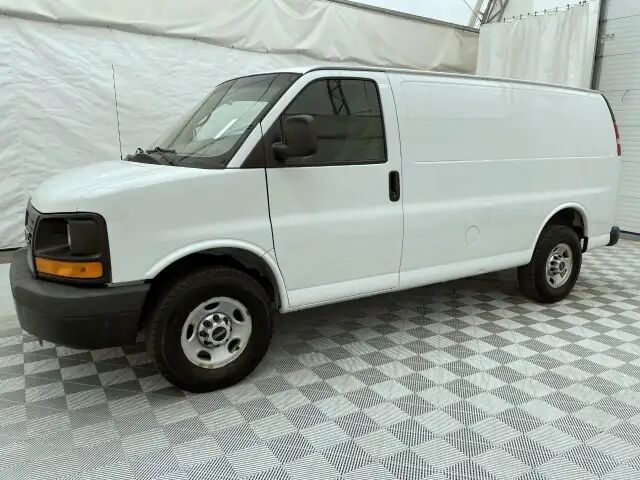 GMC Savana